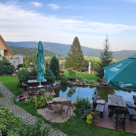 Hotel Pam Jachymov Bagian luar foto