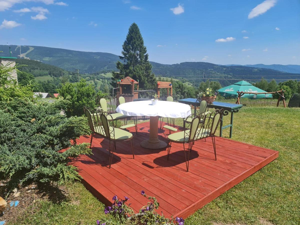 Hotel Pam Jachymov Bagian luar foto