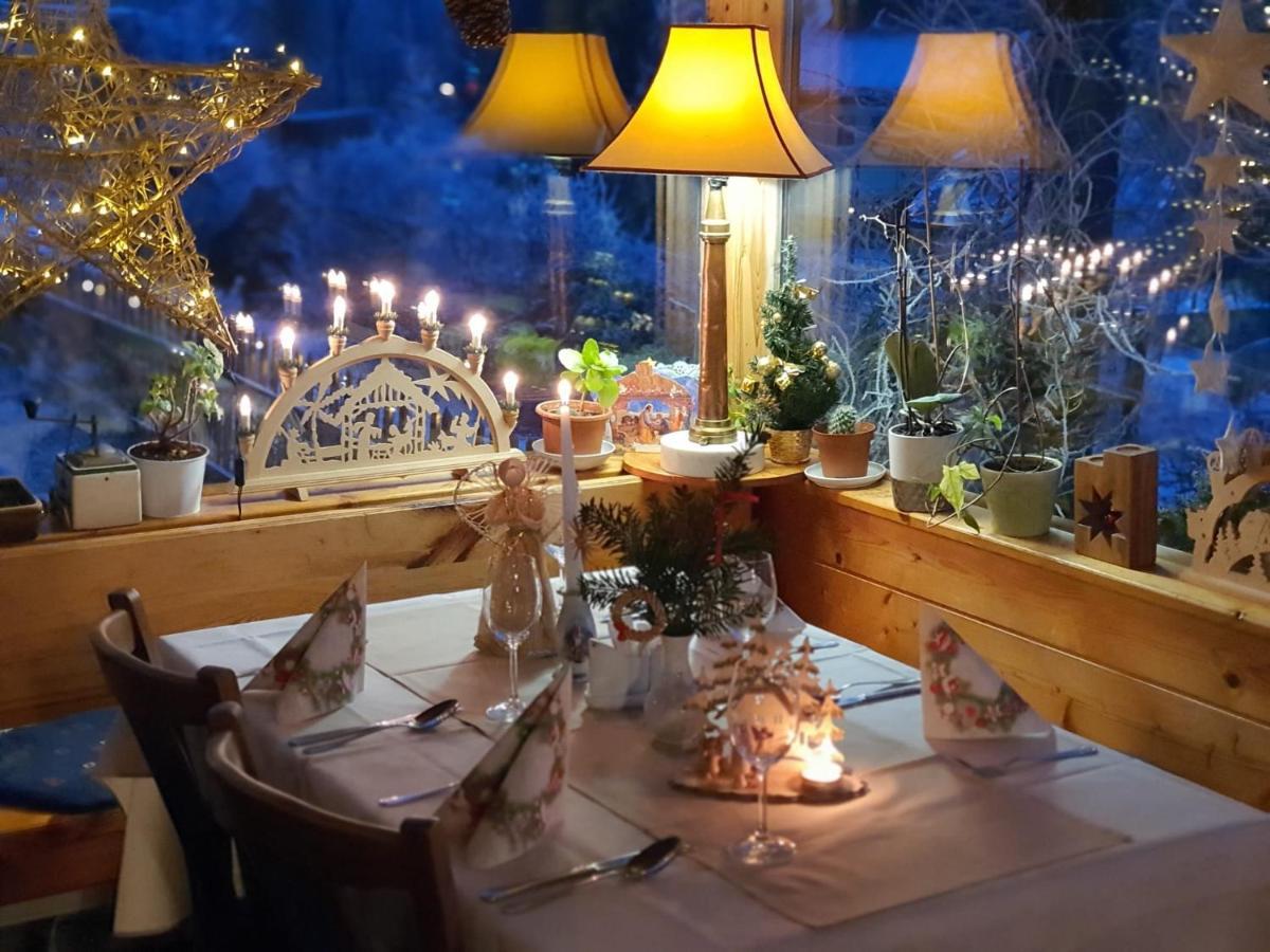 Hotel Pam Jachymov Bagian luar foto